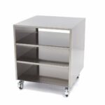 Roostevabast terasest masinalaua – 60 x 60 cm – kandevõime 120 kg – ratastel