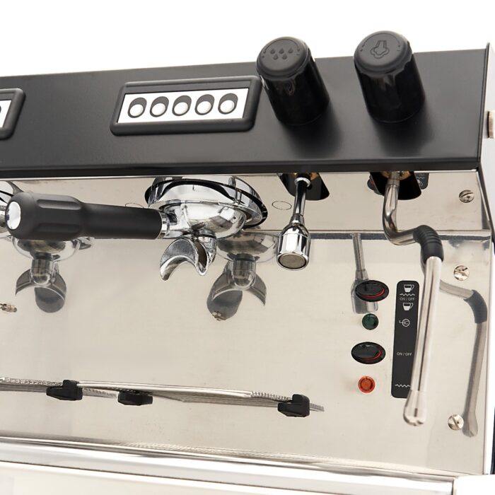 Espressomasin – 3 kolvi – 540 tassi tunnis - Image 6